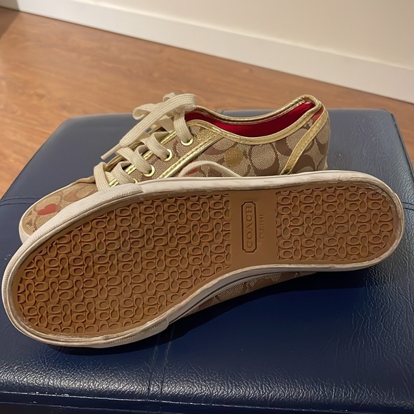 Coach sneakers - size 7 - Picture 3 of 5